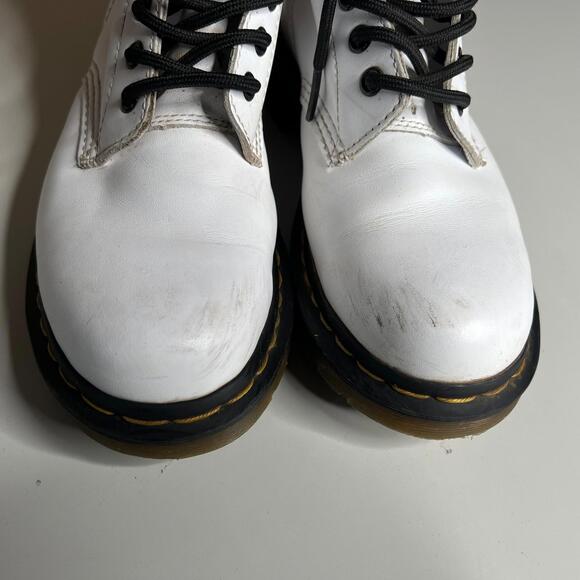 Dr. Martens 1460 White Leather Boots Women’s 38 EU 7 US Lace-Up Classic - Picture 3 of 7